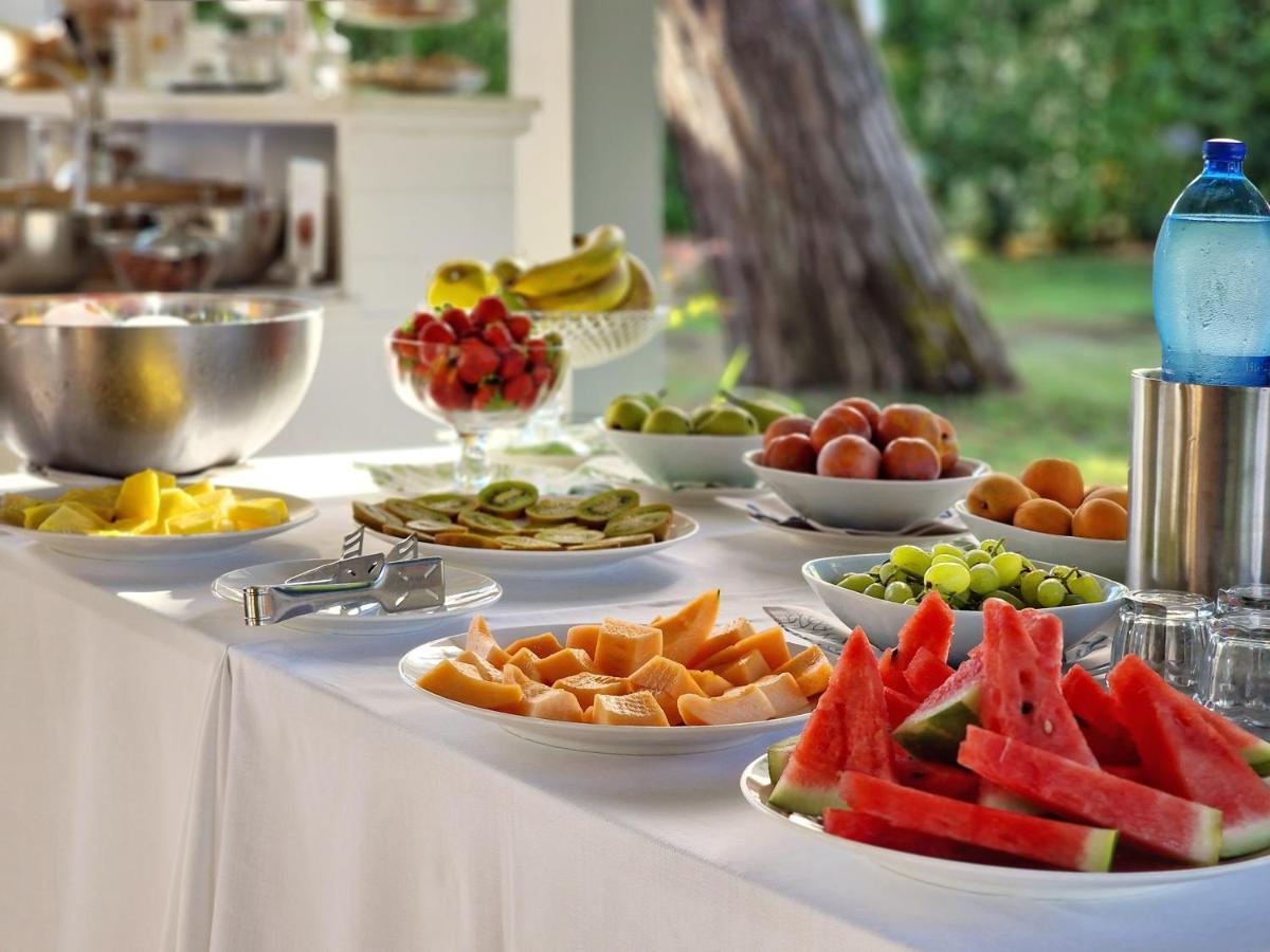 Hotel Villa Elsa Marina di Massa Dış mekan fotoğraf