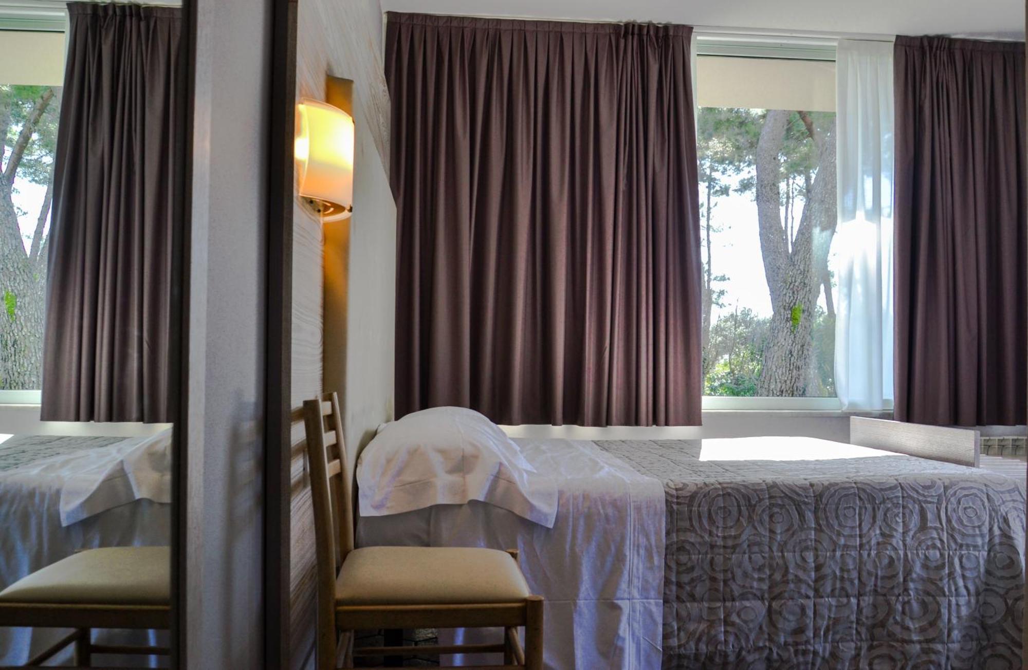 Hotel Villa Elsa Marina di Massa Dış mekan fotoğraf