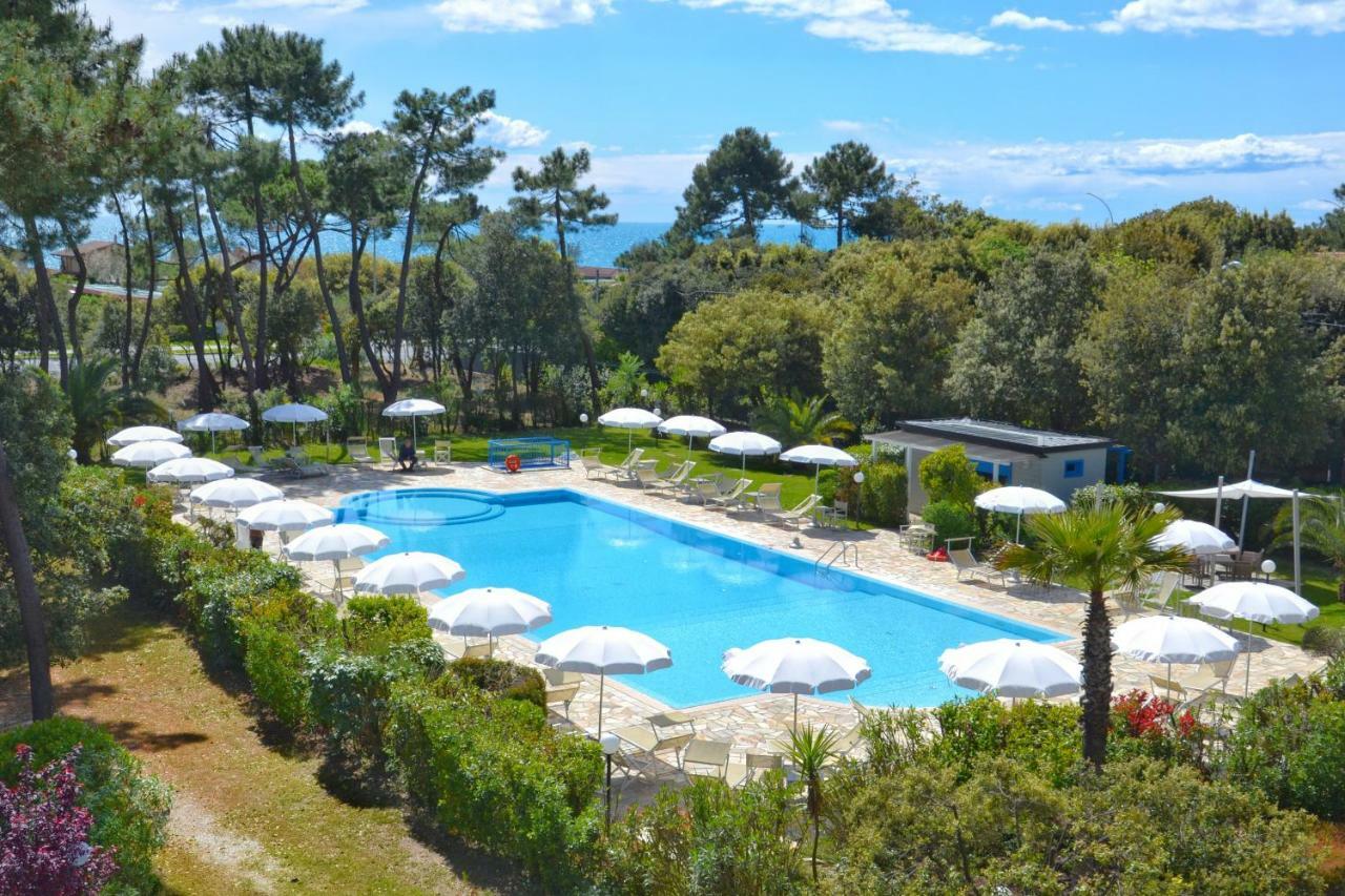 Hotel Villa Elsa Marina di Massa Dış mekan fotoğraf