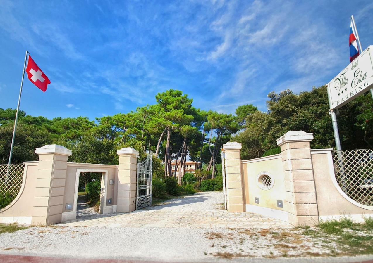 Hotel Villa Elsa Marina di Massa Dış mekan fotoğraf